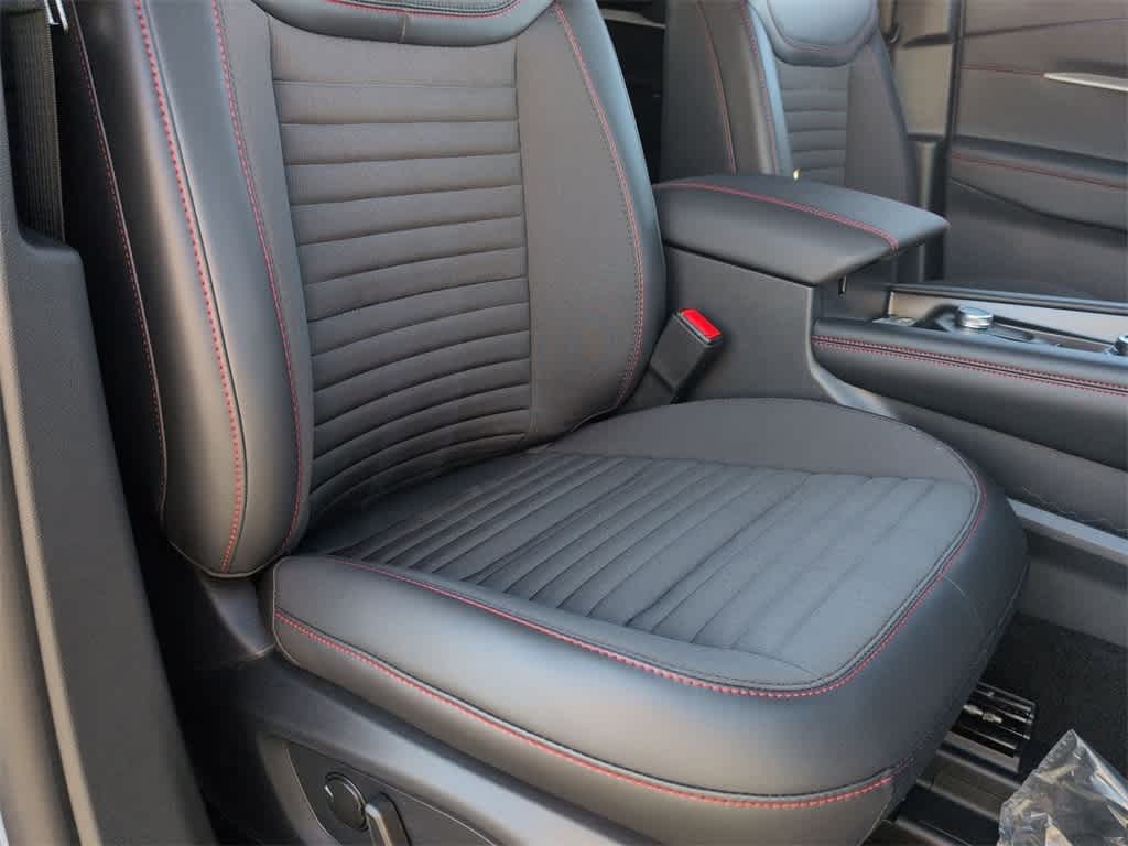 Thumbnail: 2026 Ford Explorer - 22