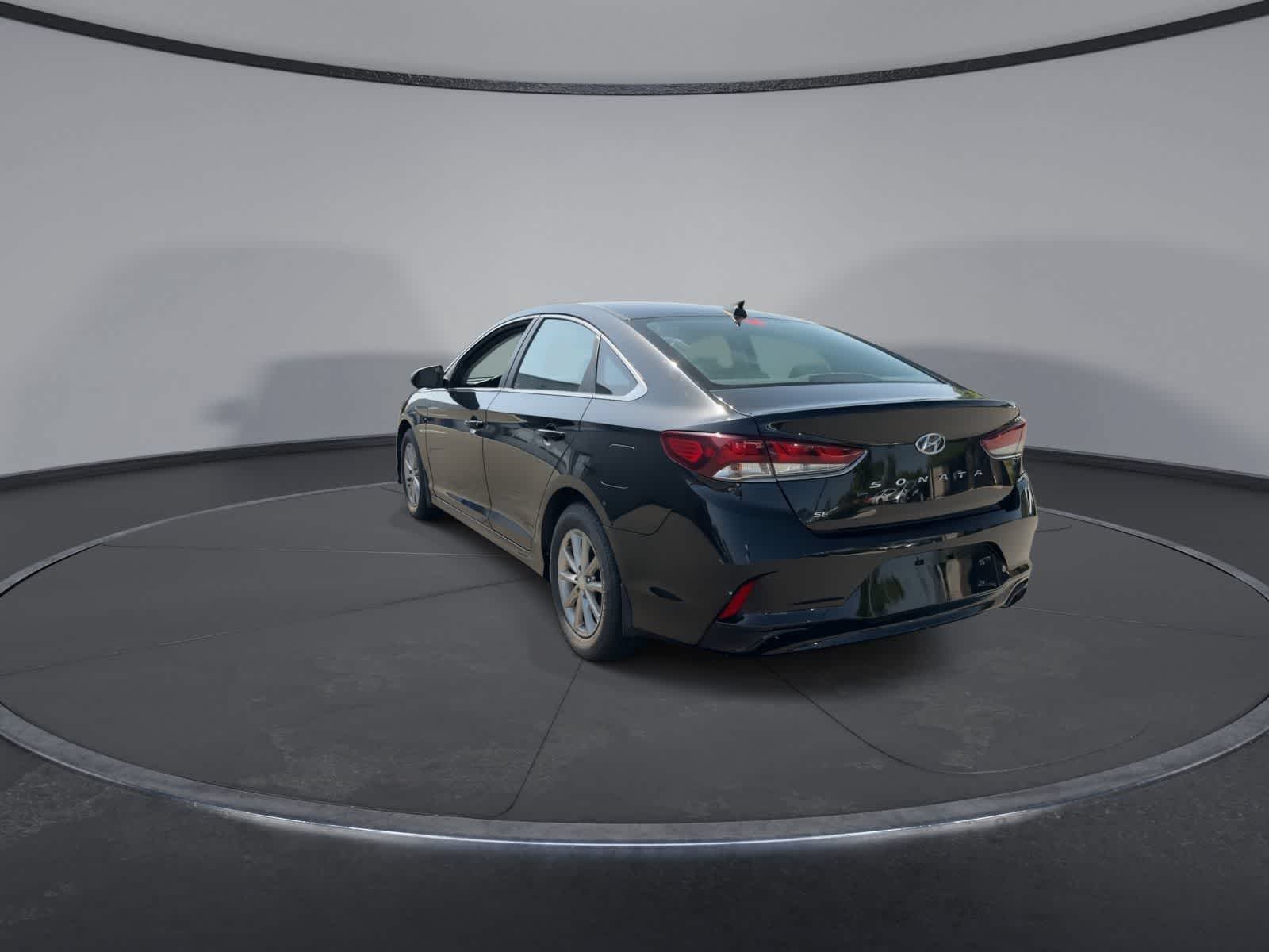 Thumbnail: 2018 Hyundai Sonata - 6