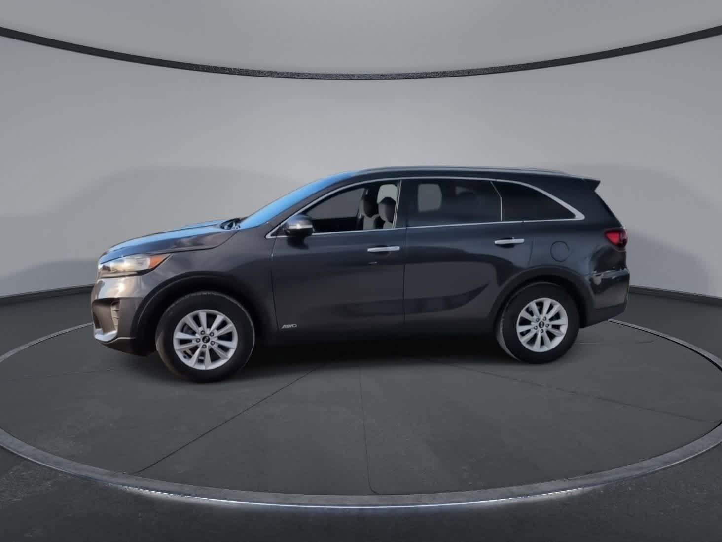 Thumbnail: 2019 Kia Sorento - 4