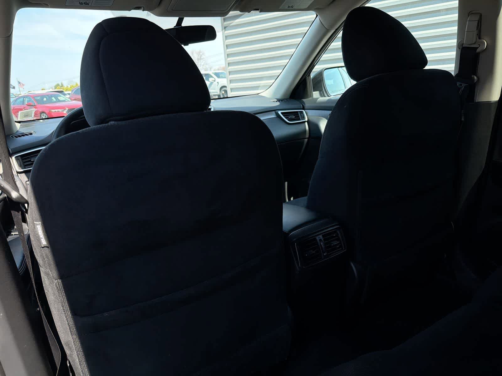 Thumbnail: 2016 Nissan Rogue - 19