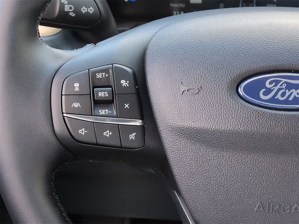 Thumbnail: 2025 Ford Maverick - 24