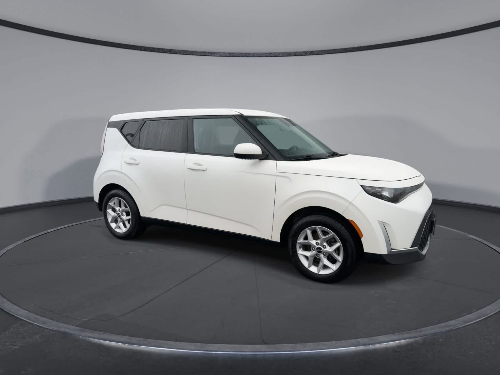 Thumbnail: 2023 Kia Soul - 2
