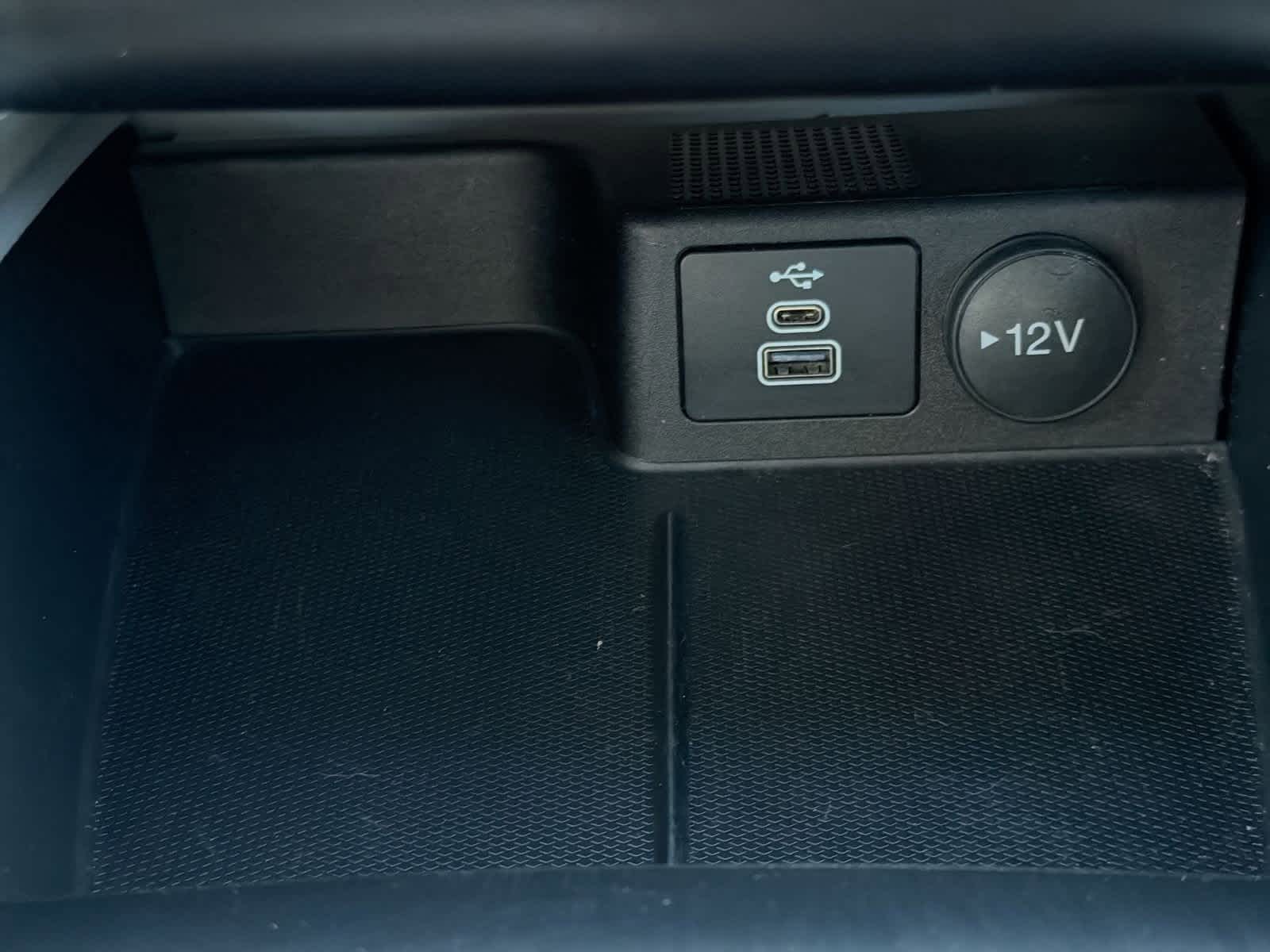 Thumbnail: 2025 Ford Escape - 31