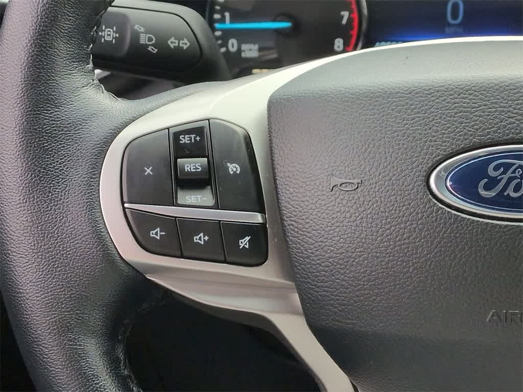 Thumbnail: 2022 Ford Explorer - 24