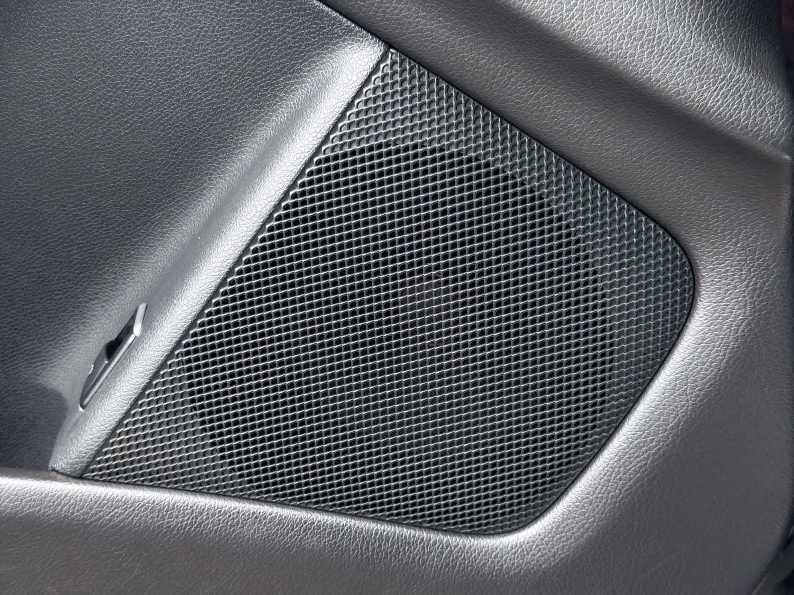 Thumbnail: 2015 Mercedes-Benz CLA - 32