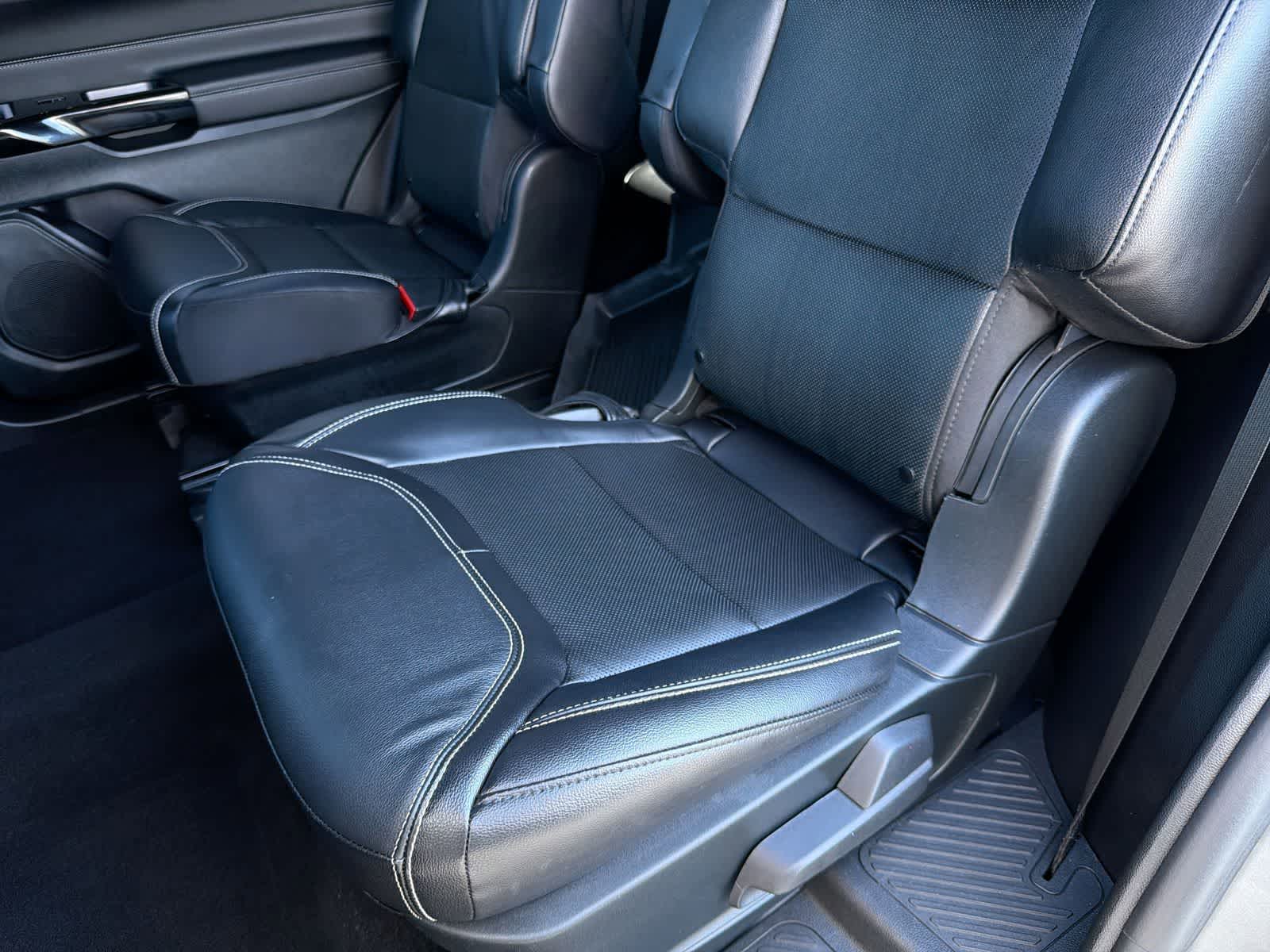 Thumbnail: 2024 Ford Explorer - 21