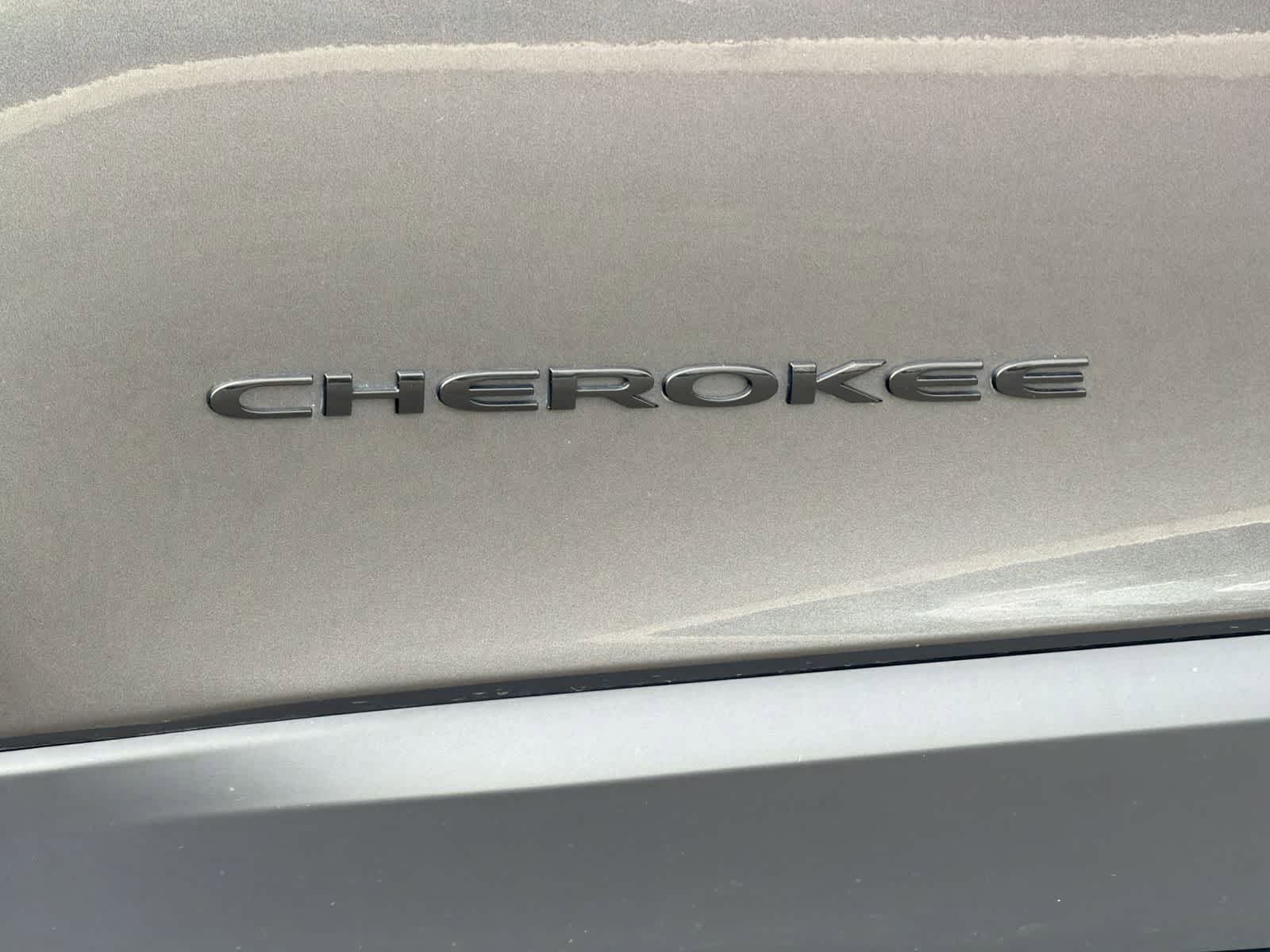 Thumbnail: 2016 Jeep Cherokee - 13