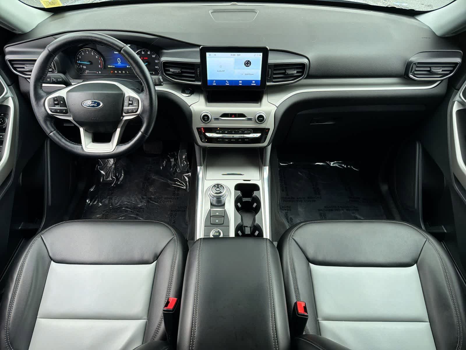 Thumbnail: 2022 Ford Explorer - 16