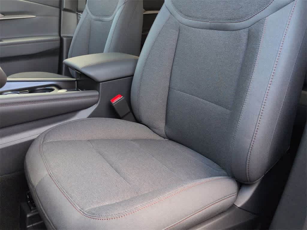 Thumbnail: 2025 Ford Explorer - 17