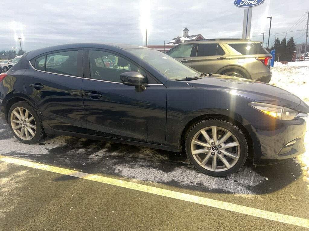 Certified 2017 Mazda Mazda3 Touring 2.5 Hatchback