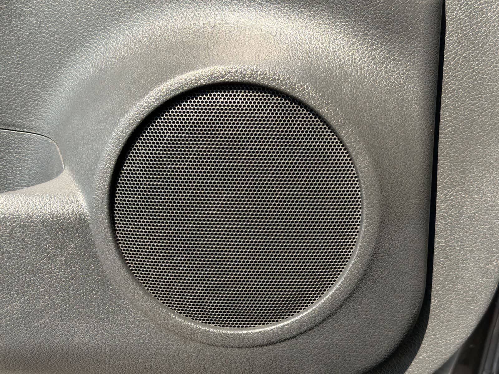 Thumbnail: 2016 Nissan Rogue - 30