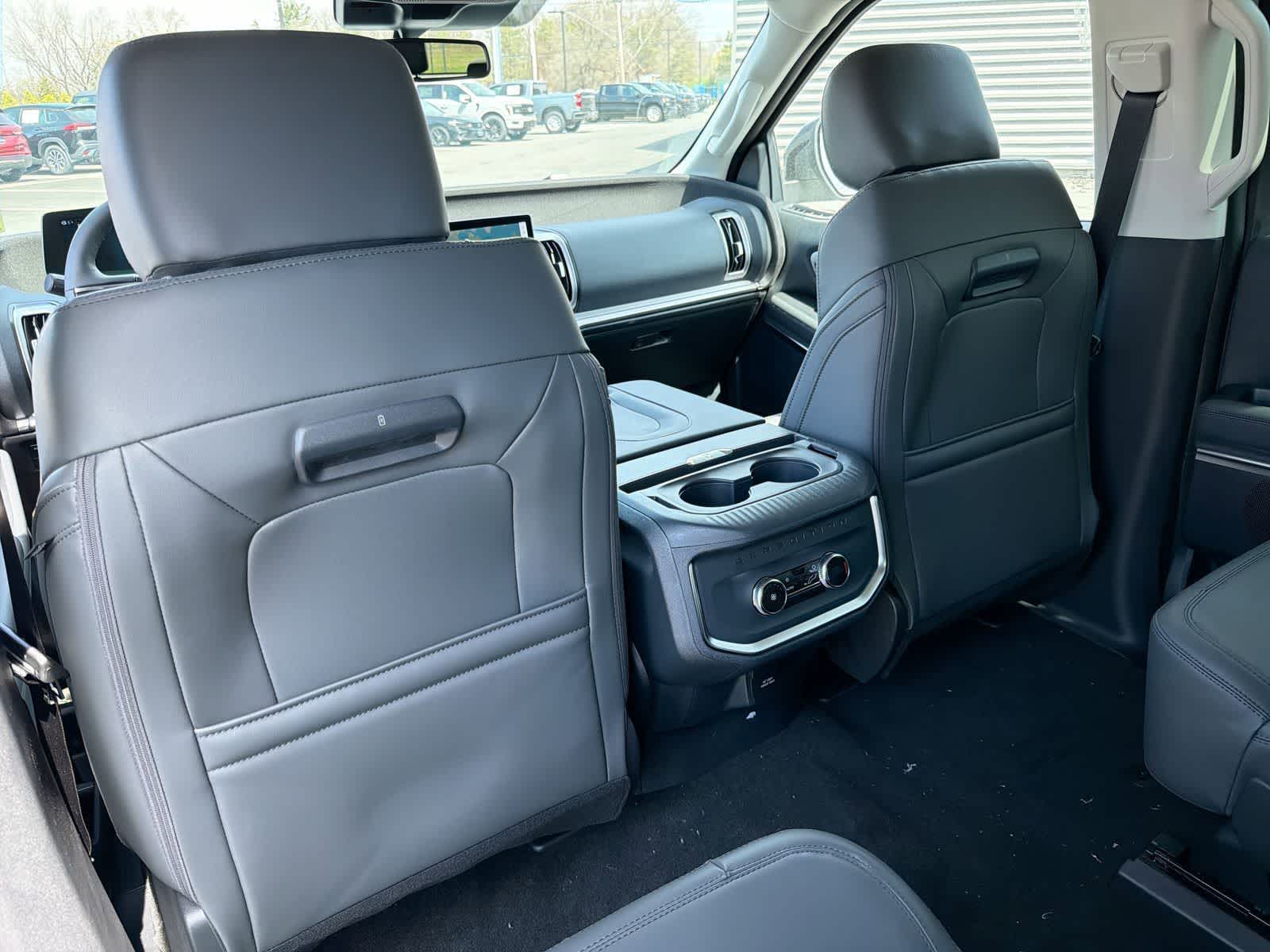 Thumbnail: 2026 Ford Expedition - 19