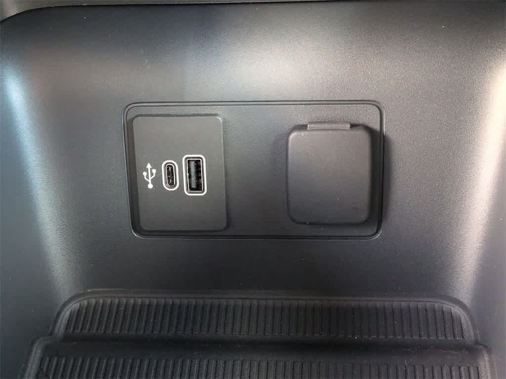 Thumbnail: 2026 Ford Explorer - 32