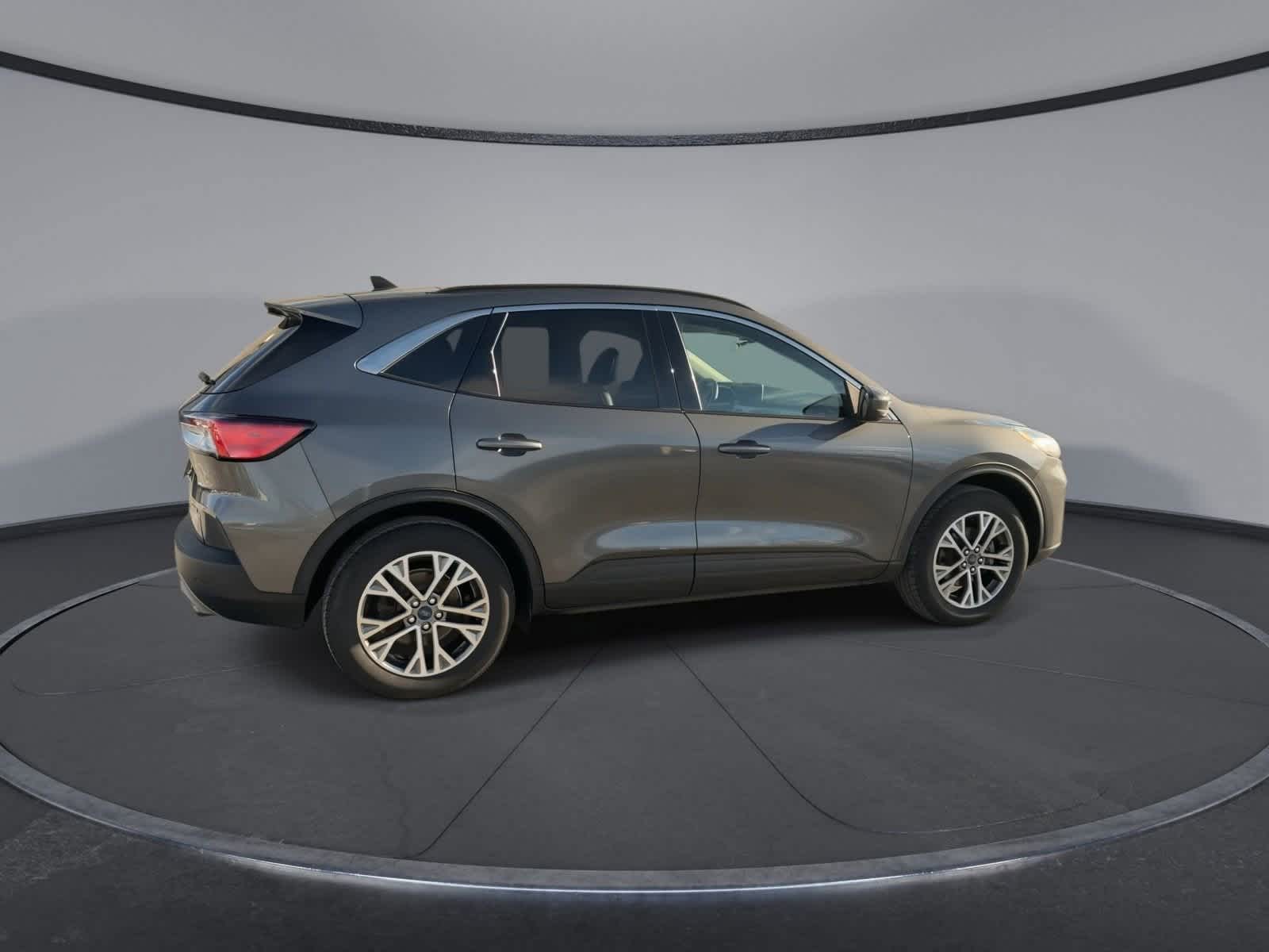 Thumbnail: 2022 Ford Escape - 8