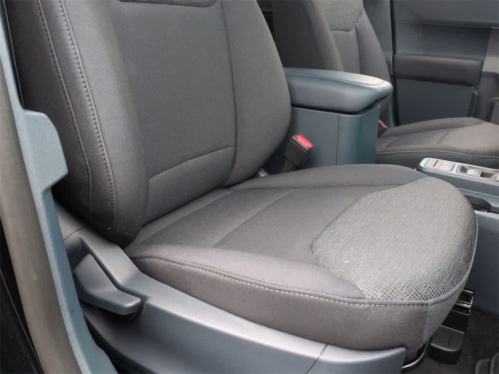 Thumbnail: 2025 Ford Maverick - 22