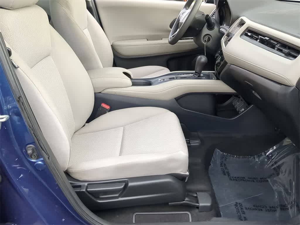 2017 Honda HR-V LX 22