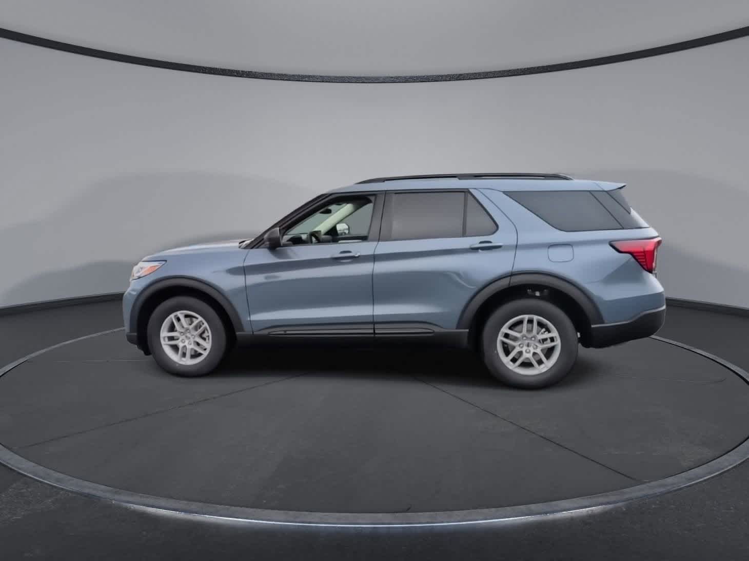 Thumbnail: 2026 Ford Explorer - 6