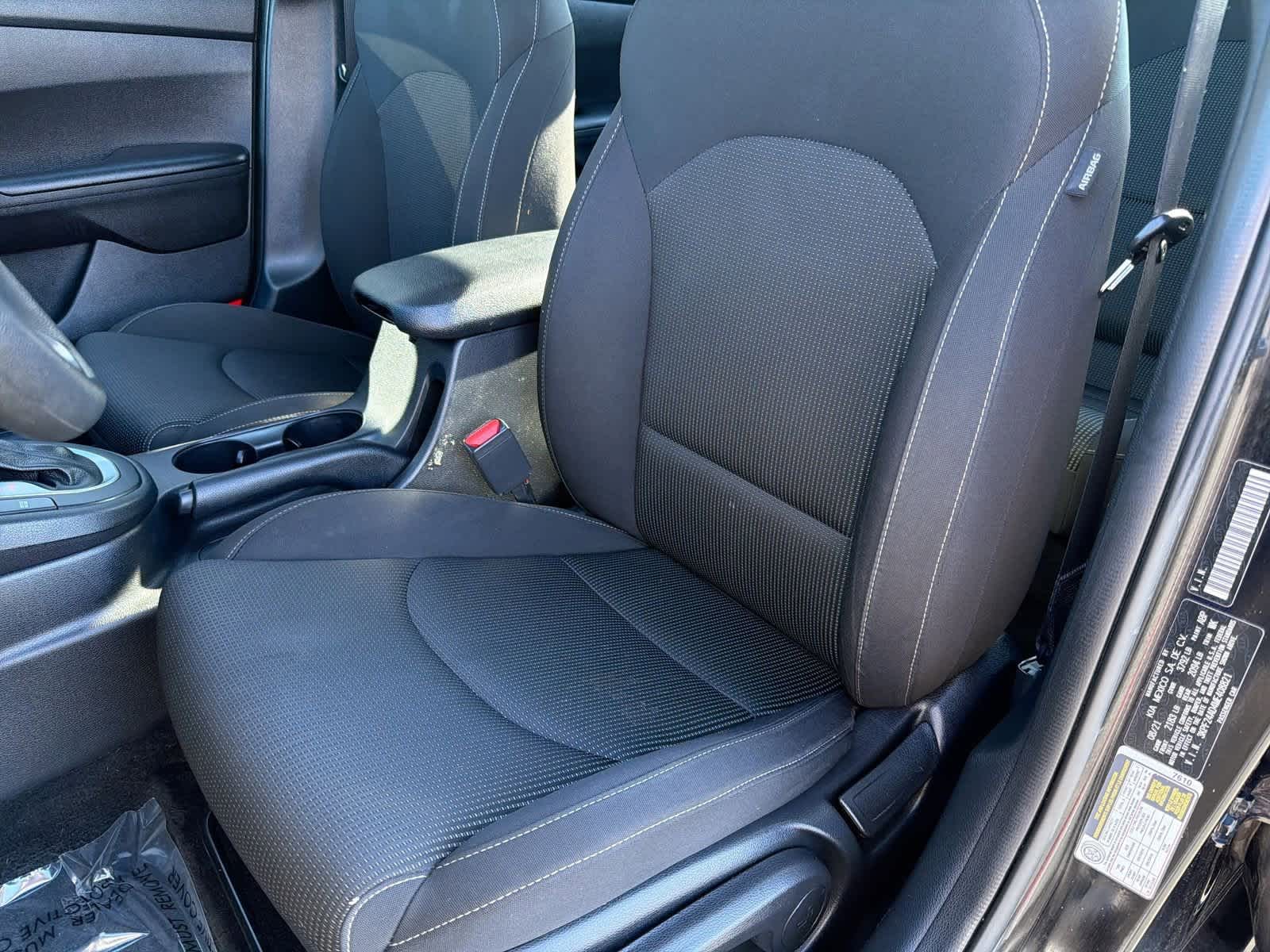 Thumbnail: 2021 Kia Forte - 17