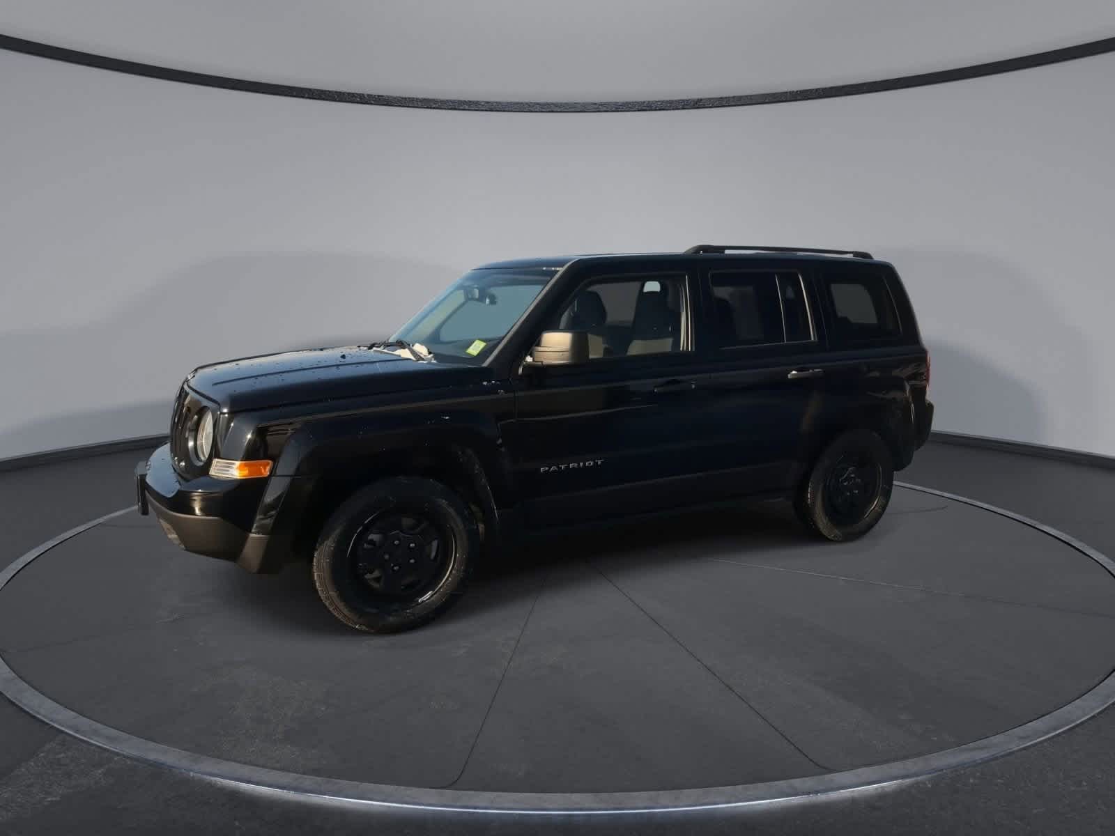 Thumbnail: 2016 Jeep Patriot - 4