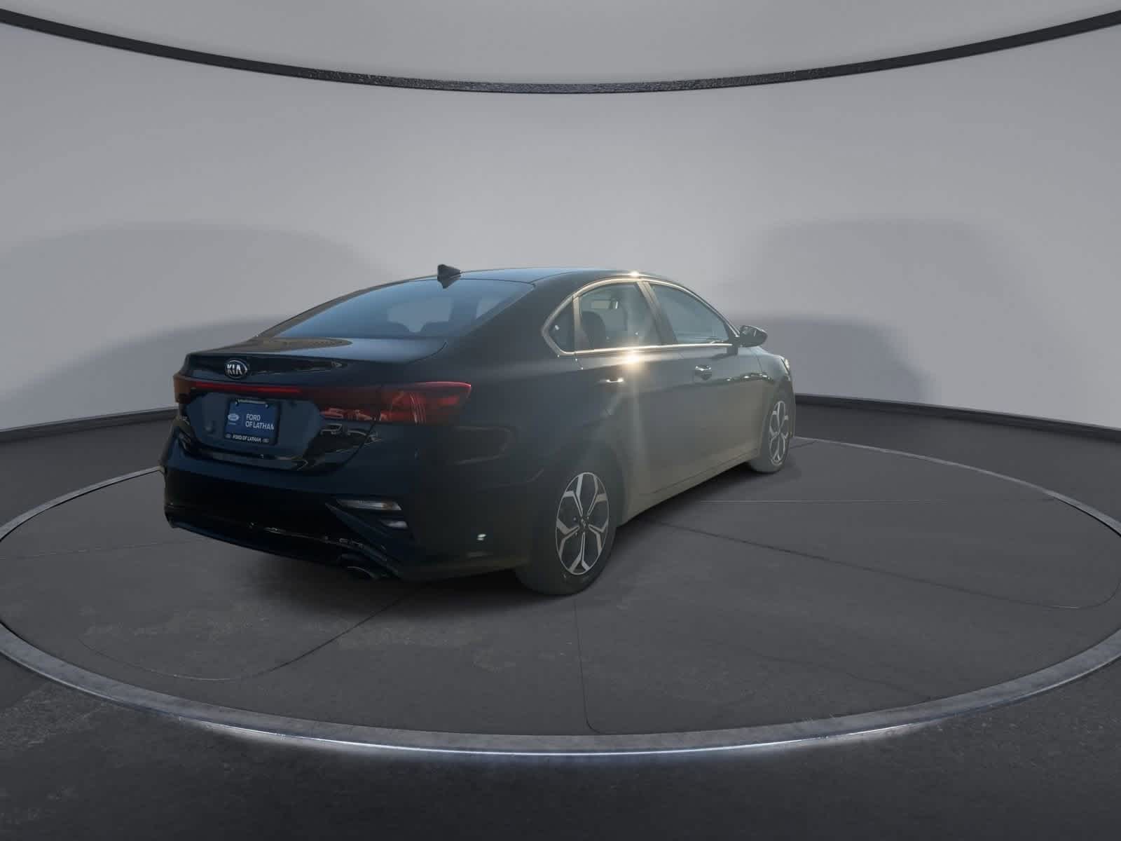 Thumbnail: 2021 Kia Forte - 8