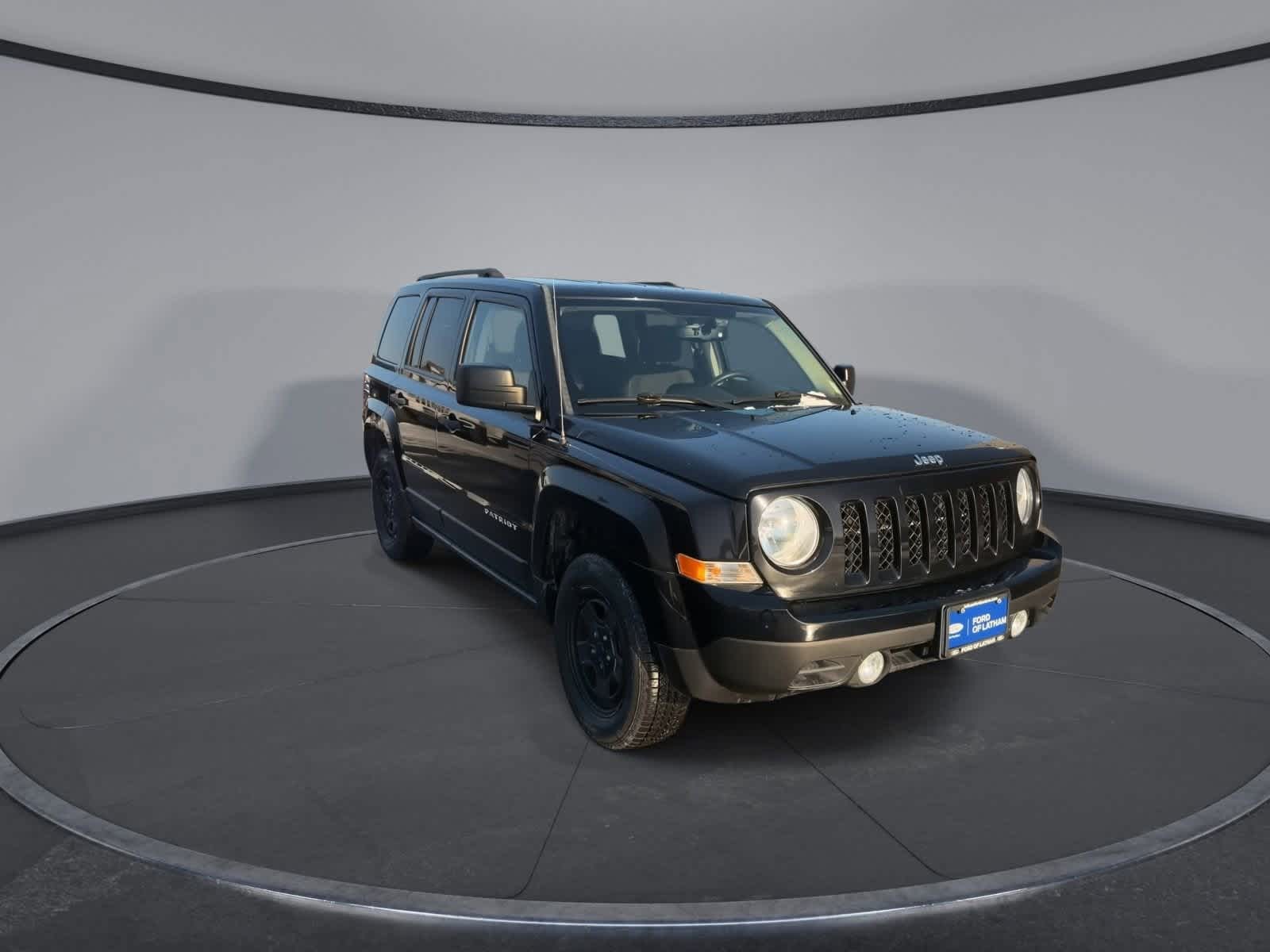Thumbnail: 2016 Jeep Patriot - 2