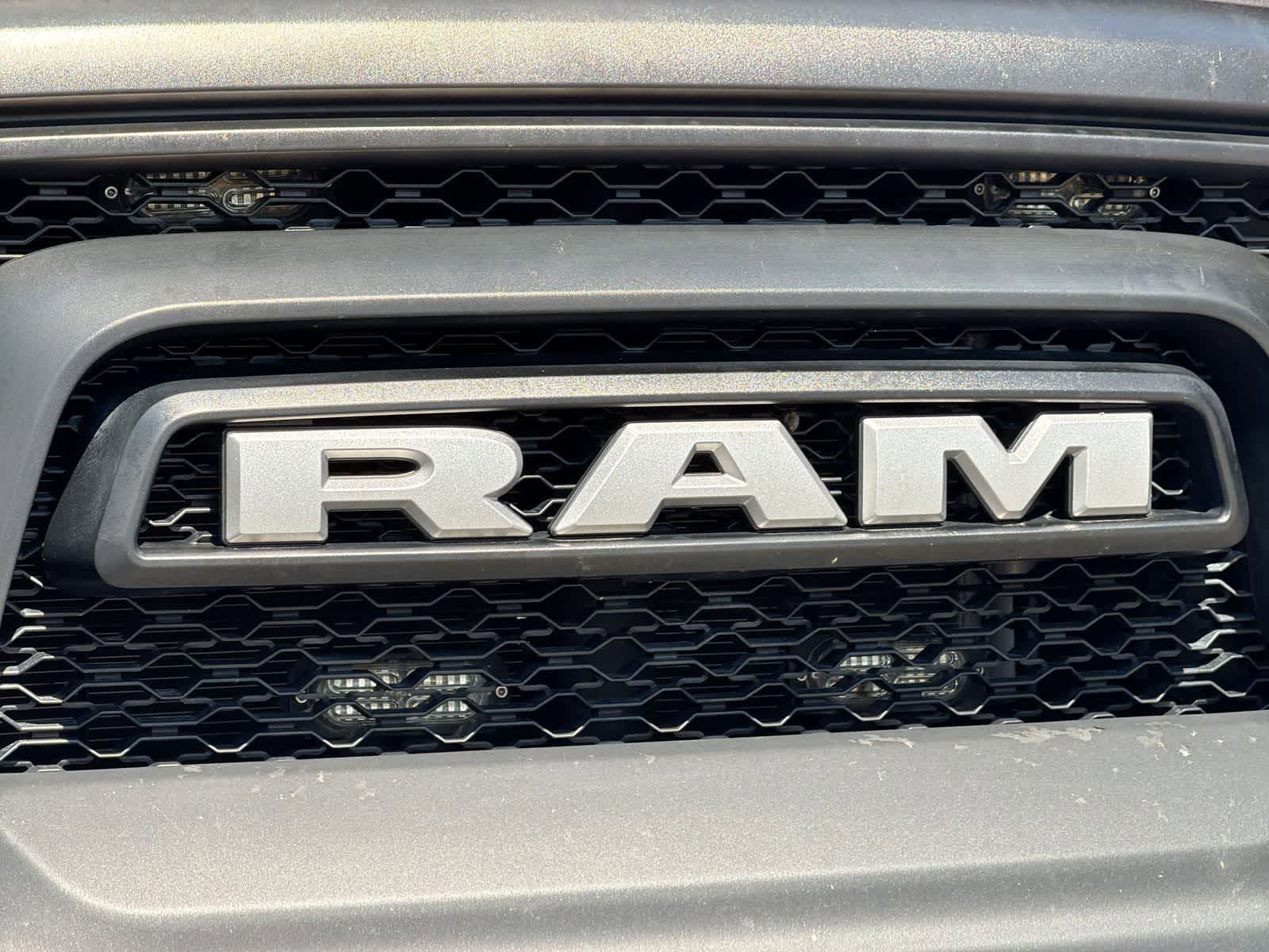 Thumbnail: 2019 RAM 1500 Classic - 12