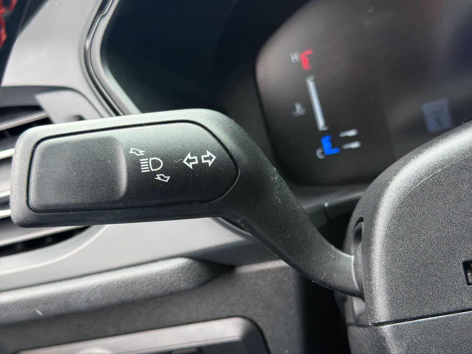 Thumbnail: 2023 Ford Escape - 28