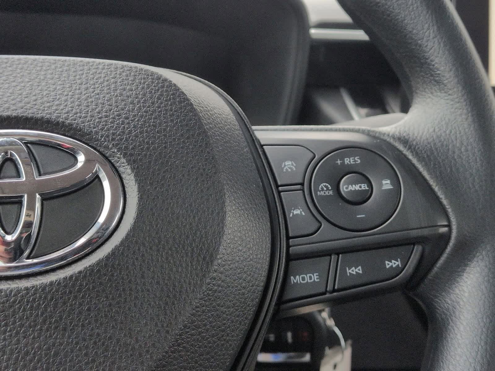 Thumbnail: 2023 Toyota Corolla - 25