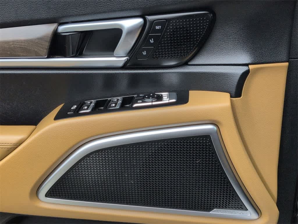 Thumbnail: 2020 Kia Telluride - 33