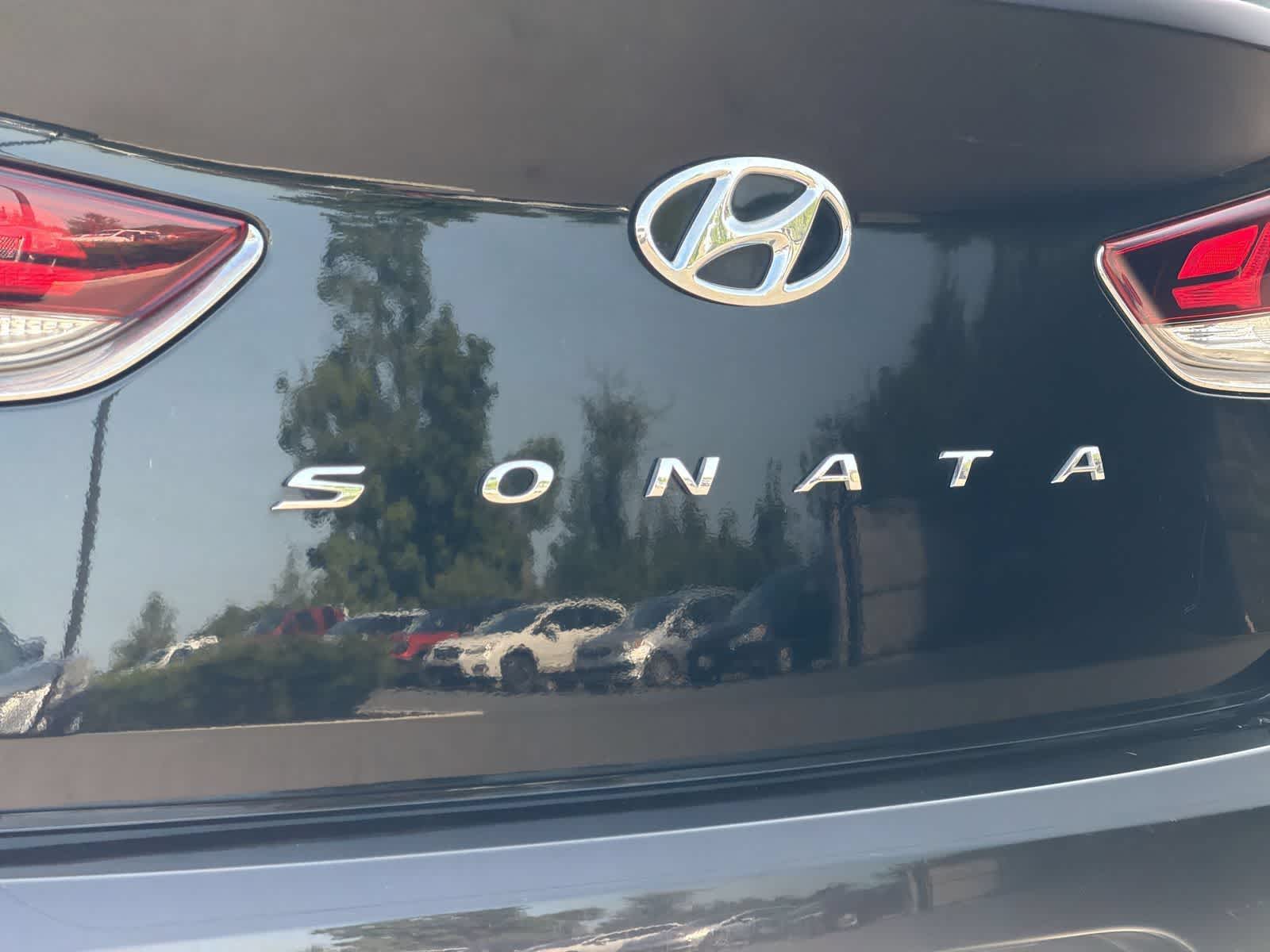 Thumbnail: 2018 Hyundai Sonata - 12