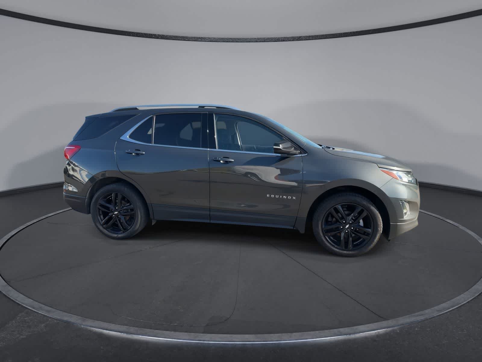 Thumbnail: 2020 Chevrolet Equinox - 9