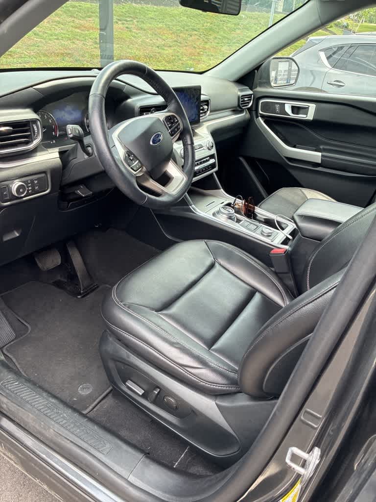 Thumbnail: 2020 Ford Explorer - 5