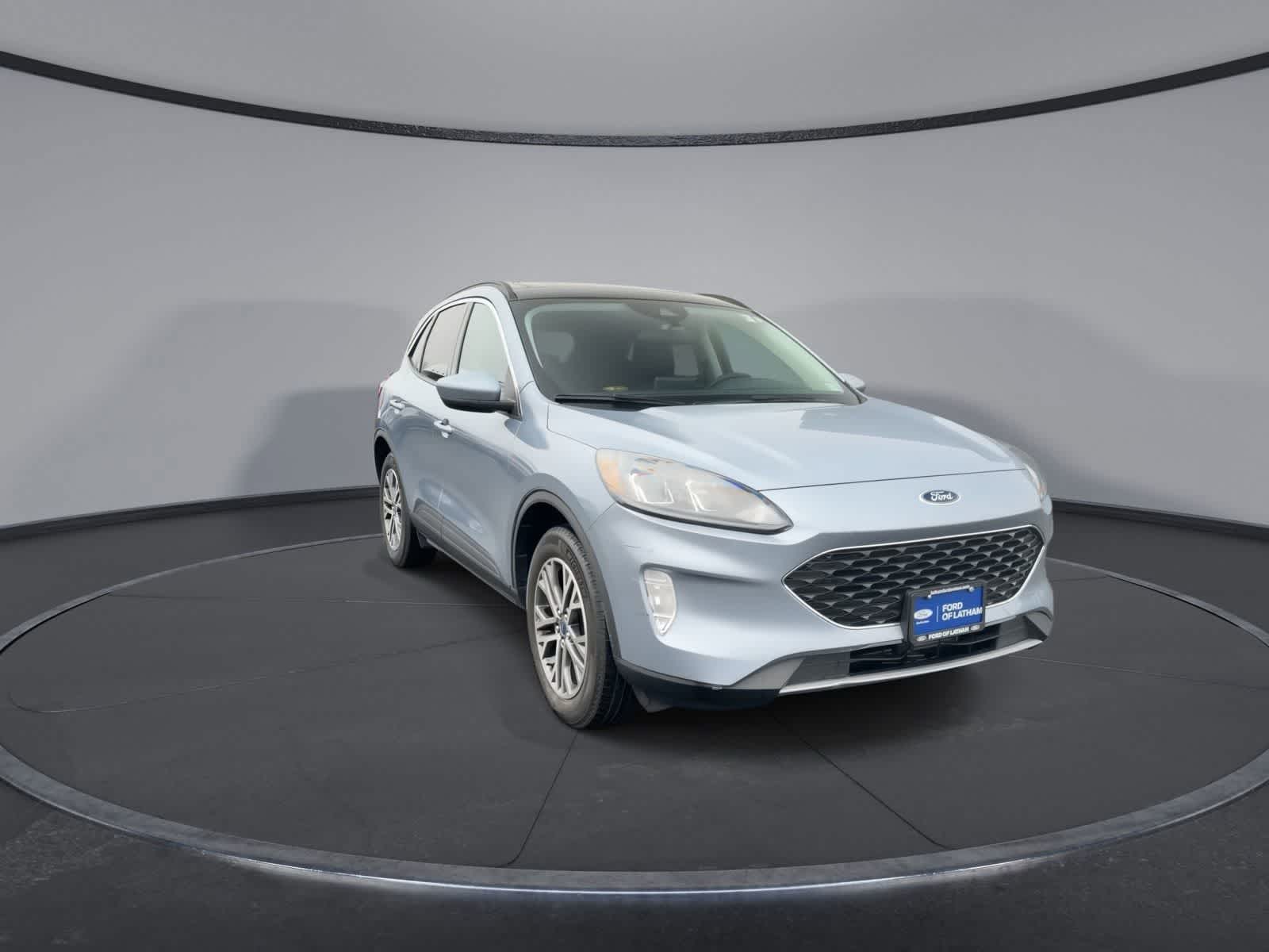 Thumbnail: 2022 Ford Escape - 2