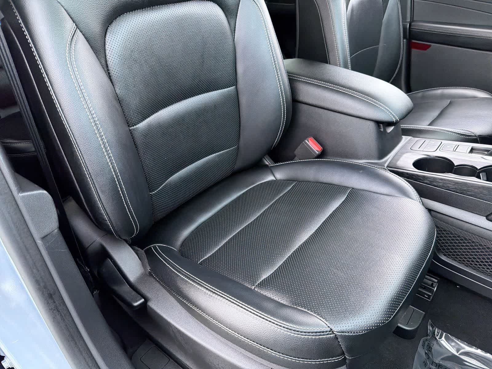 Thumbnail: 2022 Ford Escape - 24