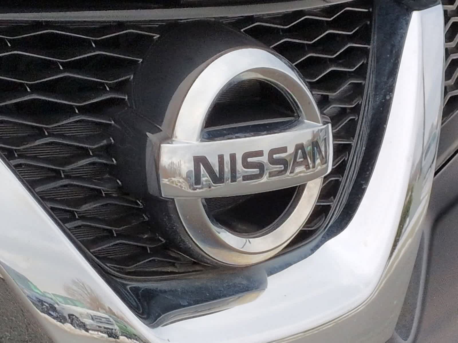 Thumbnail: 2016 Nissan Rogue - 12