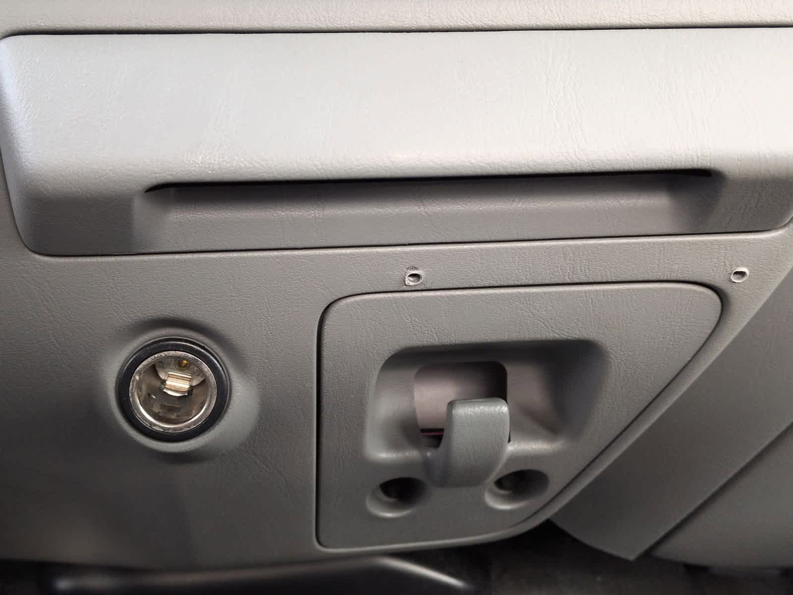 Thumbnail: 2007 Ford F-350 - 31