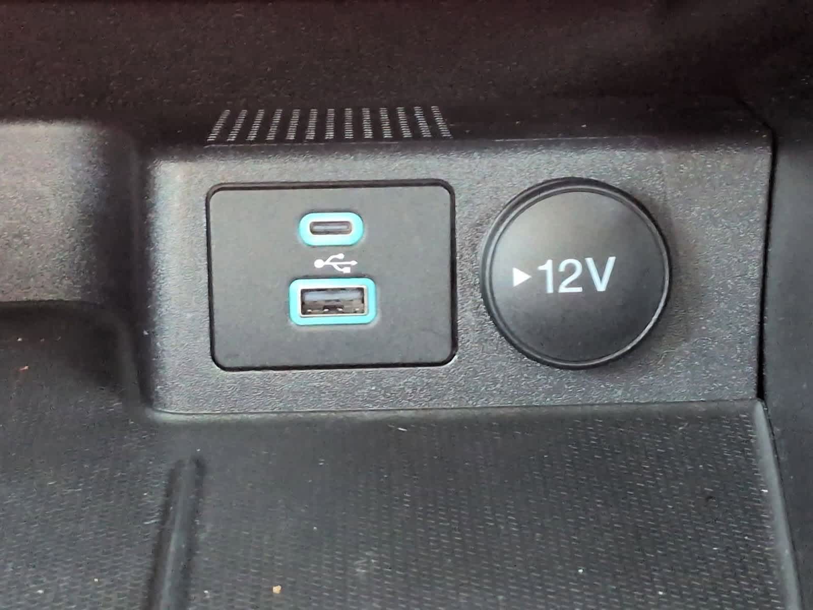 Thumbnail: 2022 Ford Escape - 31