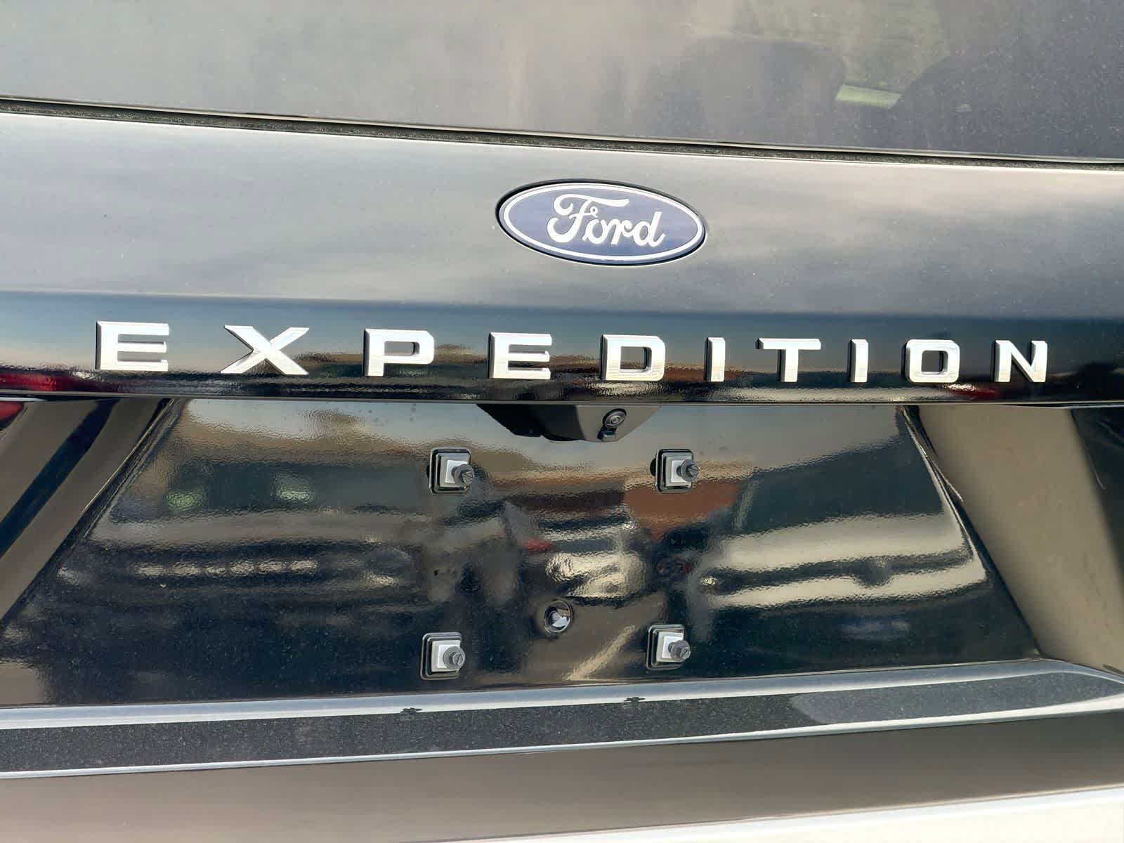 Thumbnail: 2026 Ford Expedition - 13