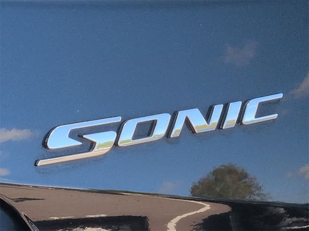 Thumbnail: 2019 Chevrolet Sonic - 13