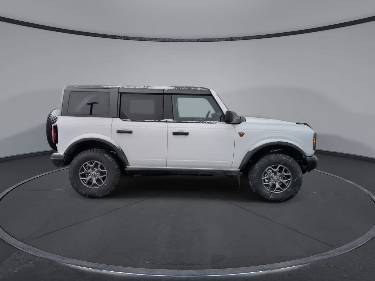 Thumbnail: 2025 Ford Bronco - 9