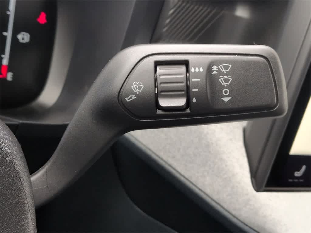 Thumbnail: 2025 Ford Maverick - 26