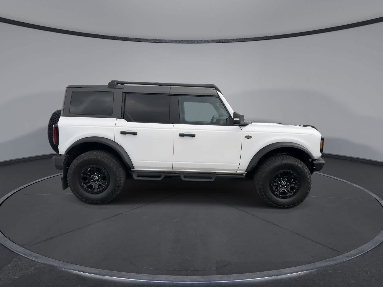 Thumbnail: 2024 Ford Bronco - 9