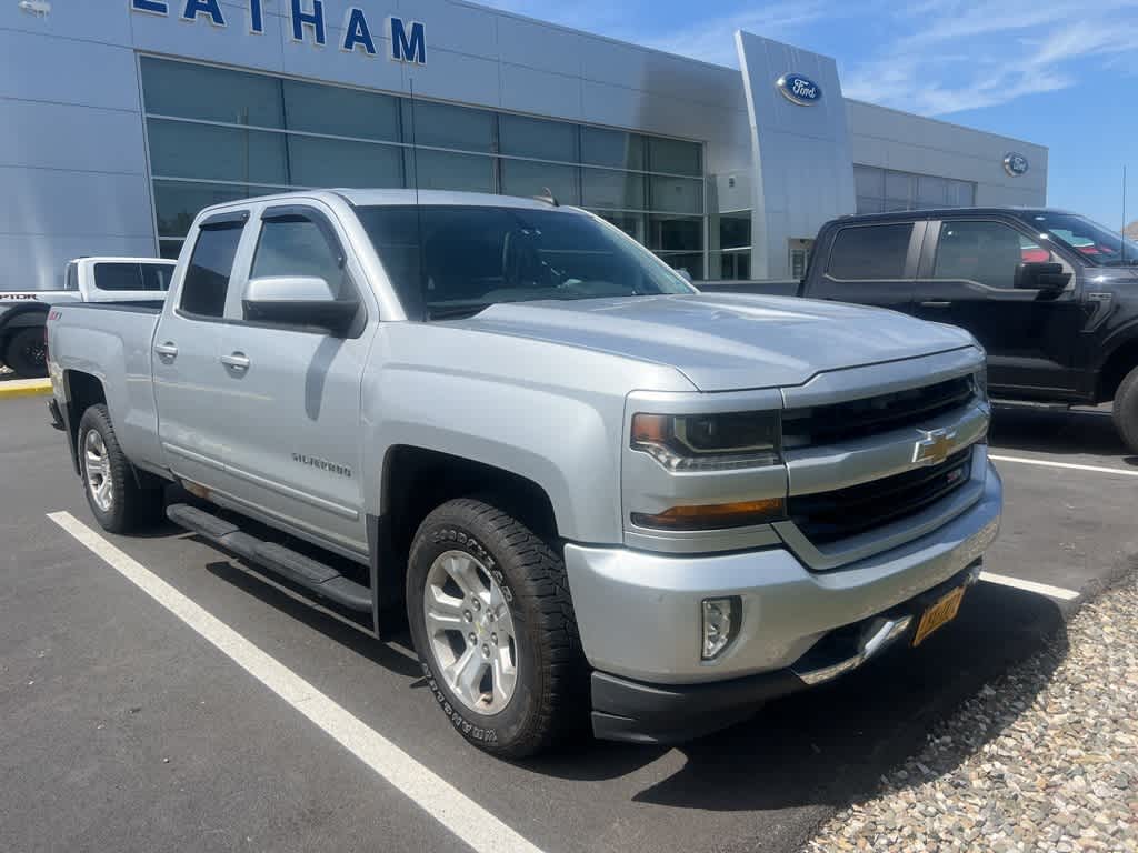 Thumbnail: 2016 Chevrolet Silverado 1500 - 1