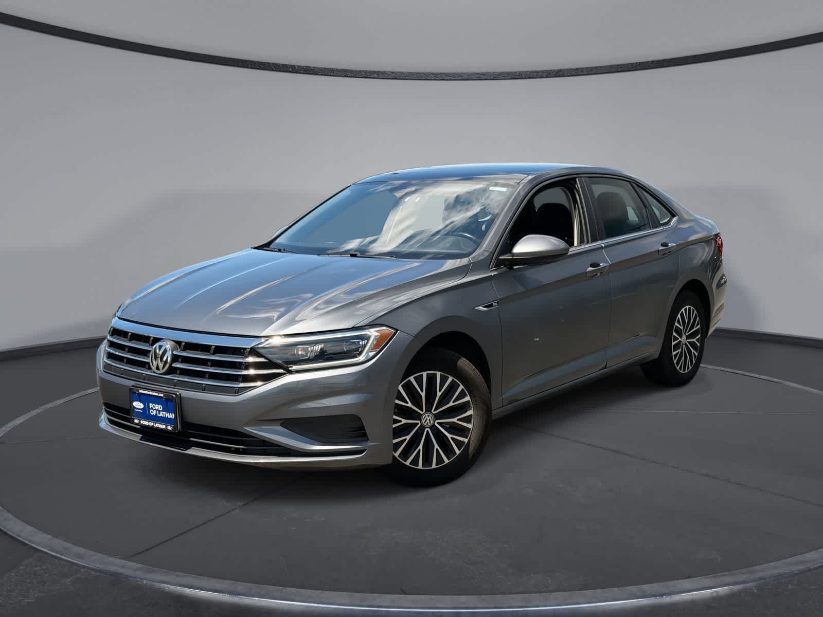 Thumbnail: 2019 Volkswagen Jetta - 1