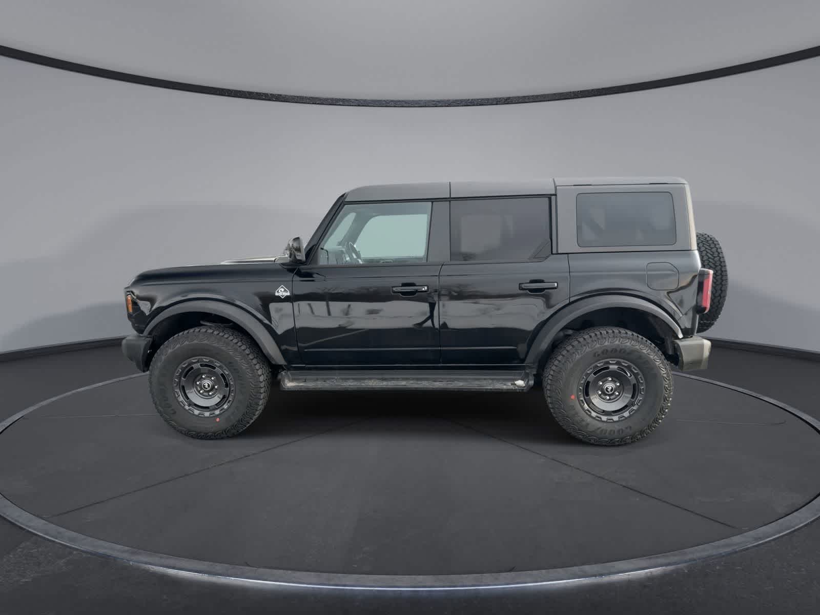 Thumbnail: 2025 Ford Bronco - 5