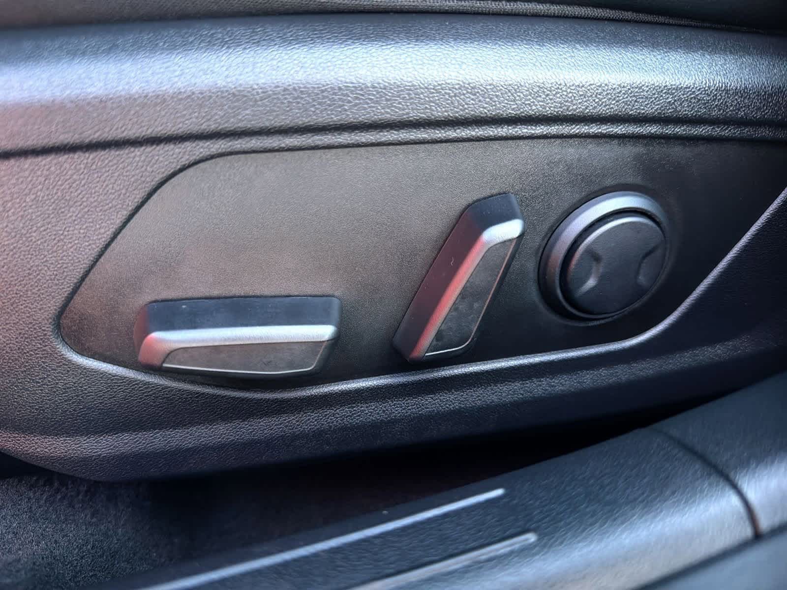 Thumbnail: 2024 Hyundai Elantra - 18