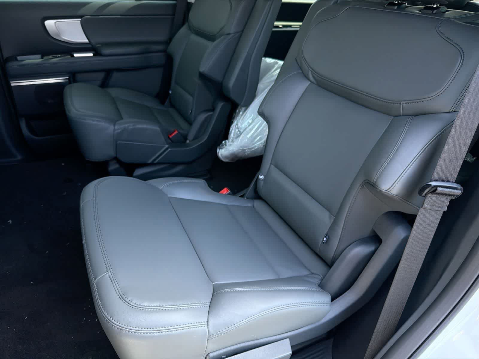 Thumbnail: 2026 Ford Expedition - 21