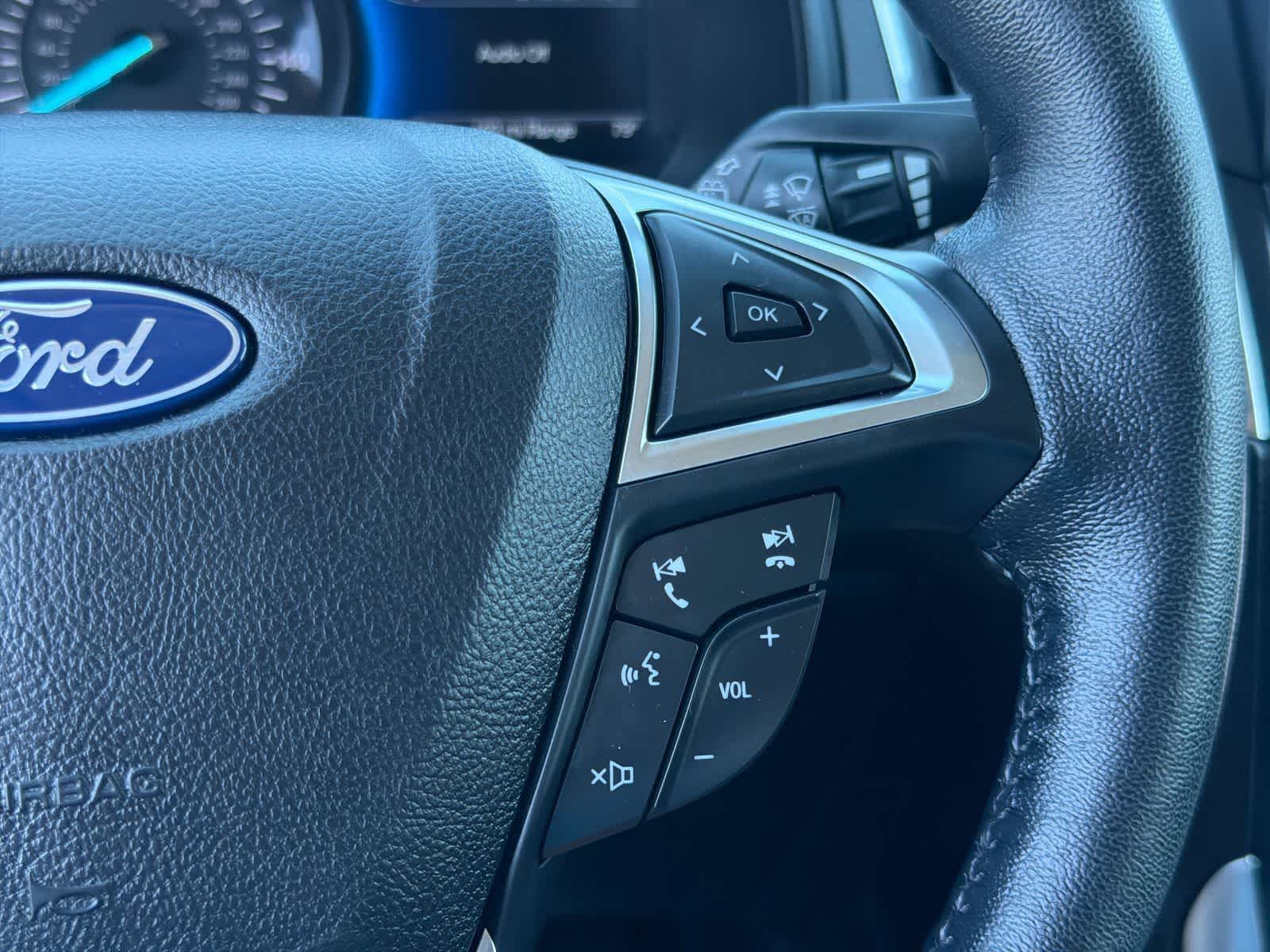 Thumbnail: 2022 Ford Edge - 25