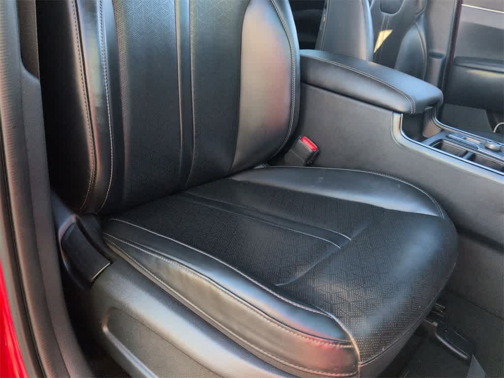 Thumbnail: 2022 Kia Sorento - 22