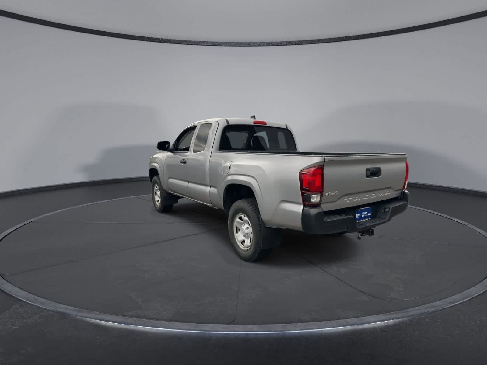 Thumbnail: 2020 Toyota Tacoma - 6